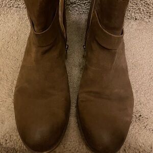 Brown Leather Ankle Boots
Franco Sarto